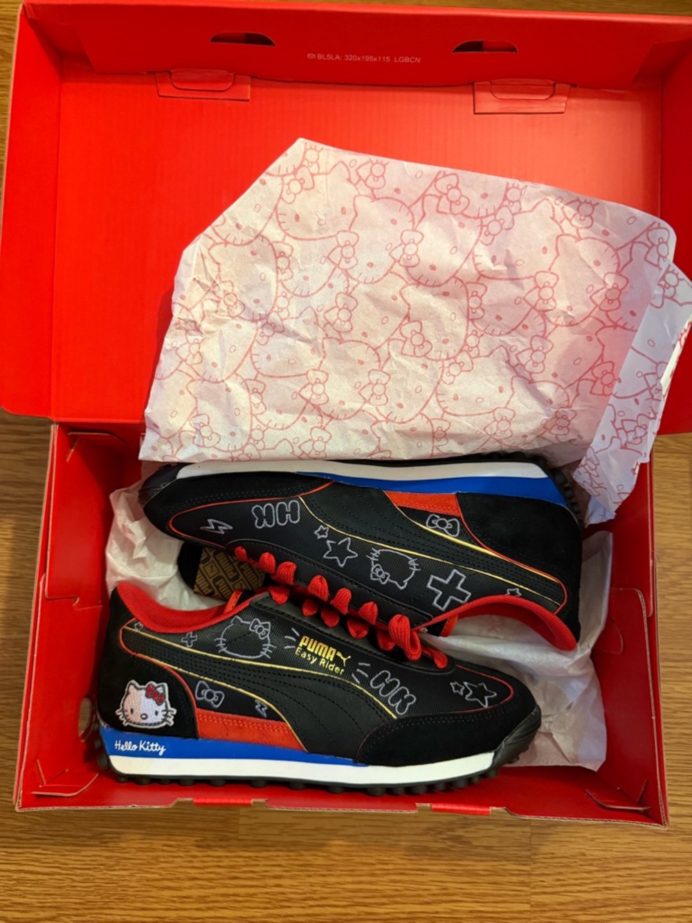 Hello Kitty ‘Easy Rider’ Puma Sneakers
